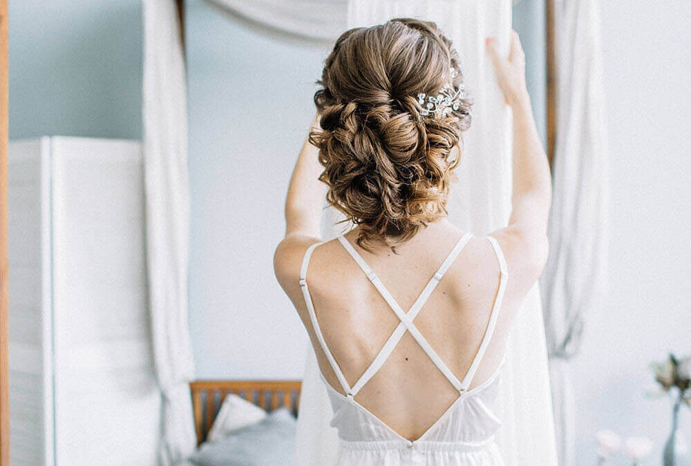 4 wedding signs that are uniquely you